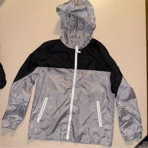 Cat & Jack boys size M 8/10 wind breaker rain jacket gray and black